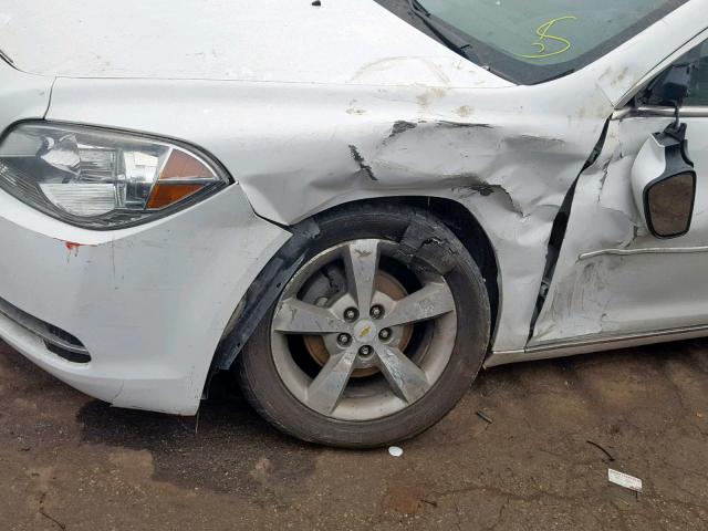 1G1ZC5E15BF387733 - 2011 CHEVROLET MALIBU 1LT WHITE photo 9
