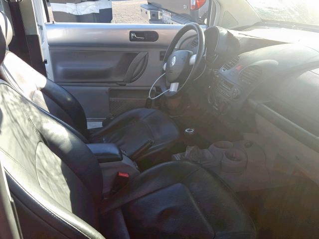 3VWCD31C44M407797 - 2004 VOLKSWAGEN NEW BEETLE ვერცხლისფერი ფოტო 5