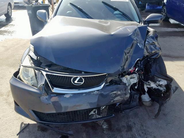 JTHBK262472057211 - 2007 LEXUS IS 250 GRAY photo 7