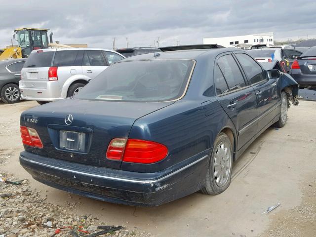 WDBJF65JXYB017314 - 2000 MERCEDES-BENZ E 320 GREEN photo 4