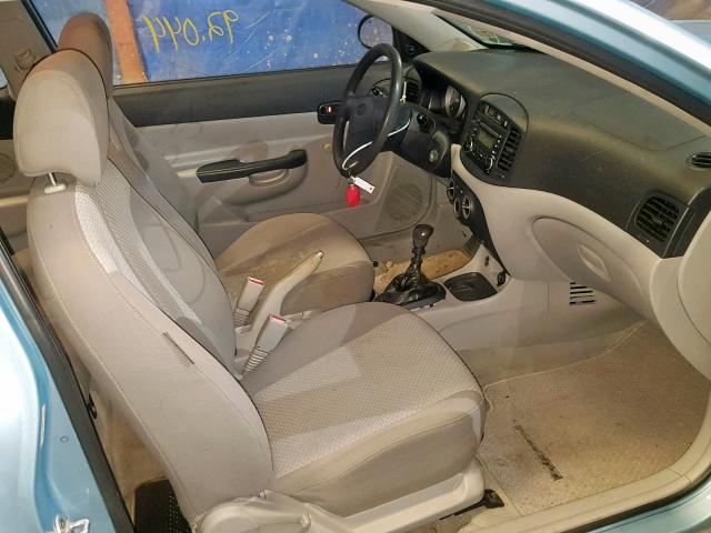 KMHCM36C78U059129 - 2008 HYUNDAI ACCENT GS BLUE photo 5