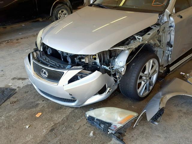 JTHBK262472038772 - 2007 LEXUS IS 250 SILVER photo 9