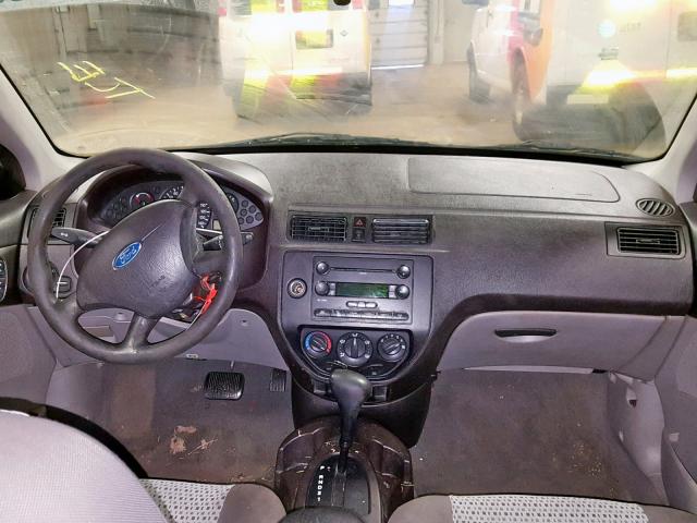 1FAFP34NX7W297059 - 2007 FORD FOCUS ZX4 GRAY photo 9