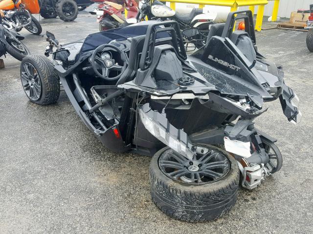 57XAASFA1J8127878 - 2018 POLARIS SLINGSHOT BLACK photo 3