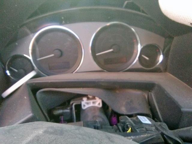 1J4RG5GT2AC137614 - 2010 JEEP COMMANDER RED photo 8