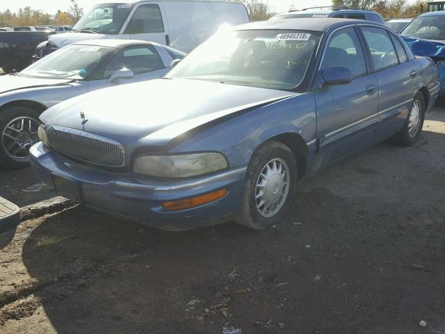 1G4CW52K7W4606979 - 1998 BUICK PARK AVENU BLUE photo 2