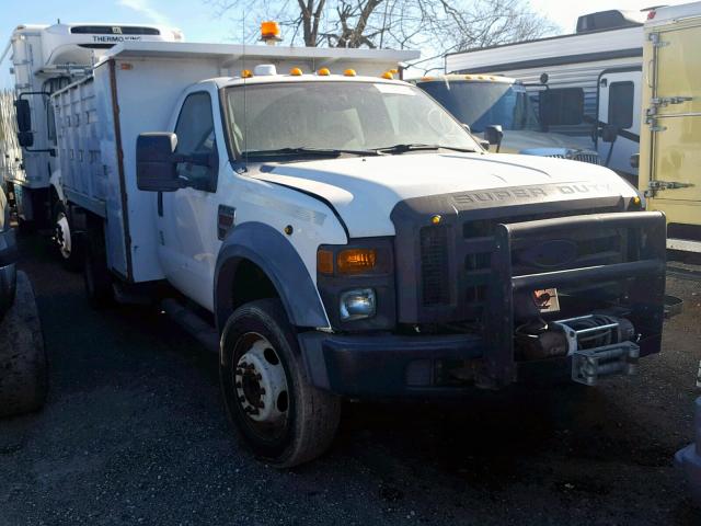 1FDAF5GR5AEA19566 - 2010 FORD F550 SUPER WHITE photo 1