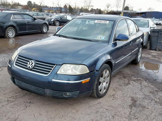 WVWAD63B85E085270 - 2005 VOLKSWAGEN PASSAT GLS BLUE photo 2