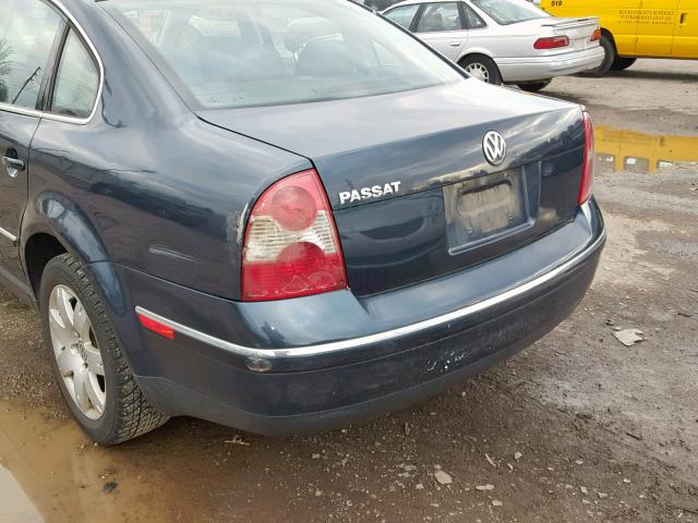 WVWAD63B85E085270 - 2005 VOLKSWAGEN PASSAT GLS BLUE photo 9