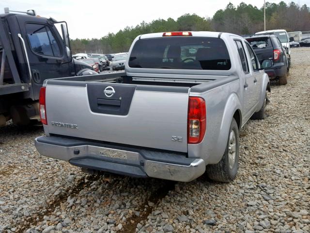 1N6AD0ER3AC417223 - 2010 NISSAN FRONTIER C GRAY photo 4