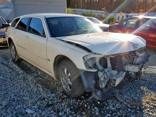 2D4FV48V15H515887 - 2005 DODGE MAGNUM SXT WHITE photo 1