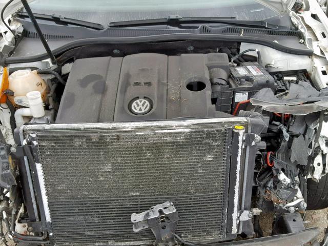 WVWAA7AJ3AW301507 - 2010 VOLKSWAGEN GOLF 白色 照片 7