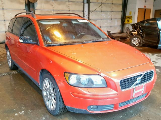 YV1MJ682052093583 - 2005 VOLVO V50 T5 RED photo 1