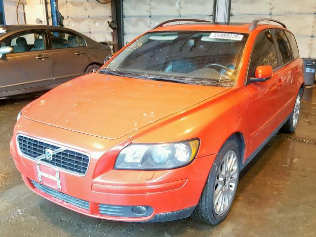 YV1MJ682052093583 - 2005 VOLVO V50 T5 RED photo 2