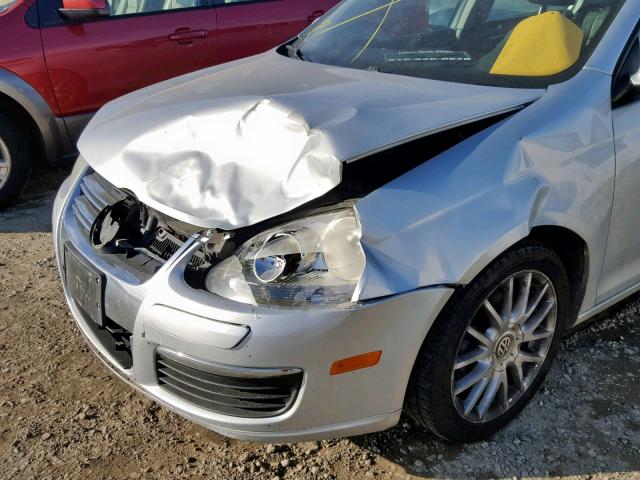 3VWEG71K17M162850 - 2007 VOLKSWAGEN JETTA WOLF SILVER photo 9