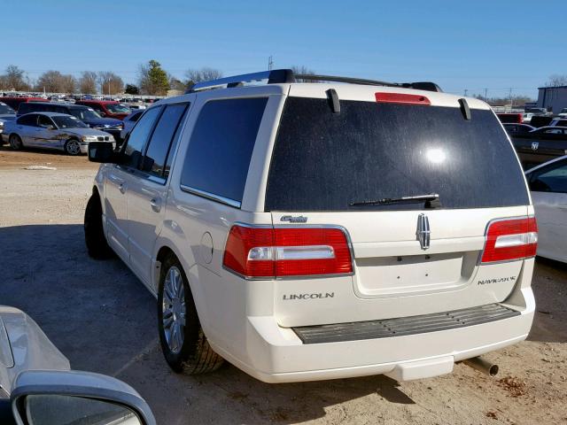 5LMFU28507LJ23227 - 2007 LINCOLN NAVIGATOR WHITE photo 3