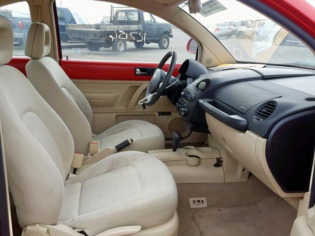 3VWBB61C0WM007080 - 1998 VOLKSWAGEN NEW BEETLE Qırmızı foto 5