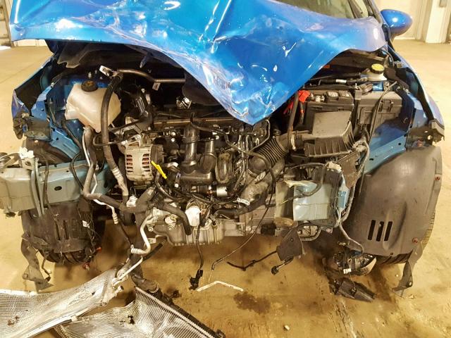 3FADP4BJ5HM155586 - 2017 FORD FIESTA SE BLUE photo 7