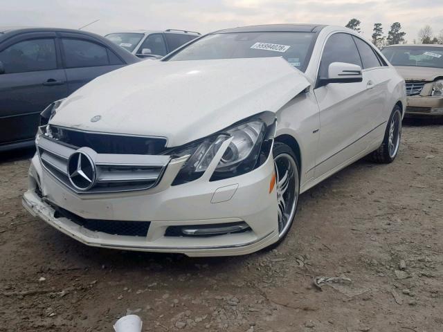 WDDKJ5KB9CF146129 - 2012 MERCEDES-BENZ E 350 WHITE photo 2