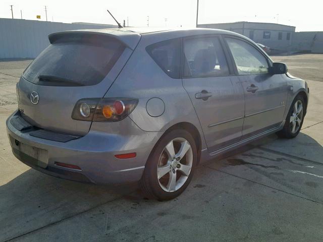 JM1BK343541187163 - 2004 MAZDA 3 HATCHBAC GRAY photo 4