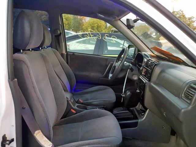 4S6CK58W7Y4413490 - 2000 HONDA PASSPORT E WHITE photo 5