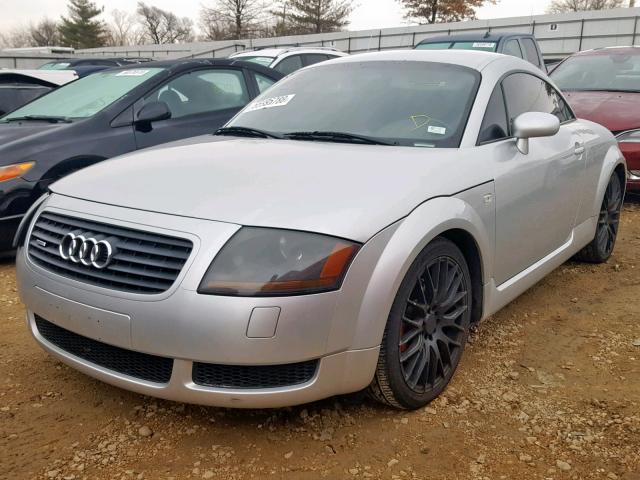 TRUWT28N821033179 - 2002 AUDI TT QUATTRO SILVER photo 2