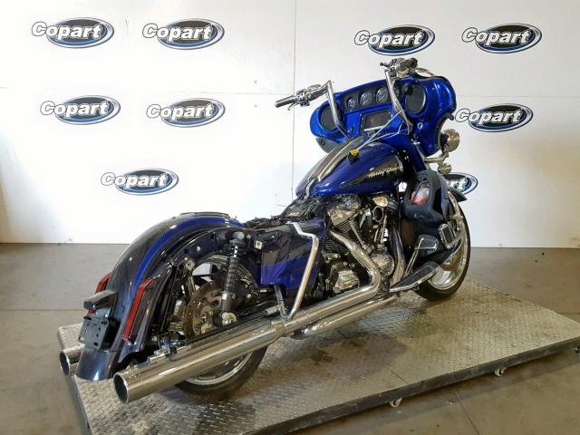 1HD1PXF36HB960982 - 2017 HARLEY-DAVIDSON FLHXSE CVO BLUE photo 4