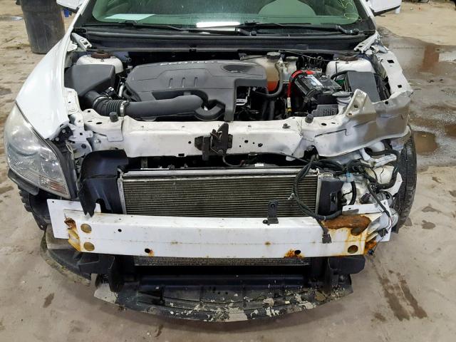 1G1ZC5EB3A4147342 - 2010 CHEVROLET MALIBU 1LT WHITE photo 9
