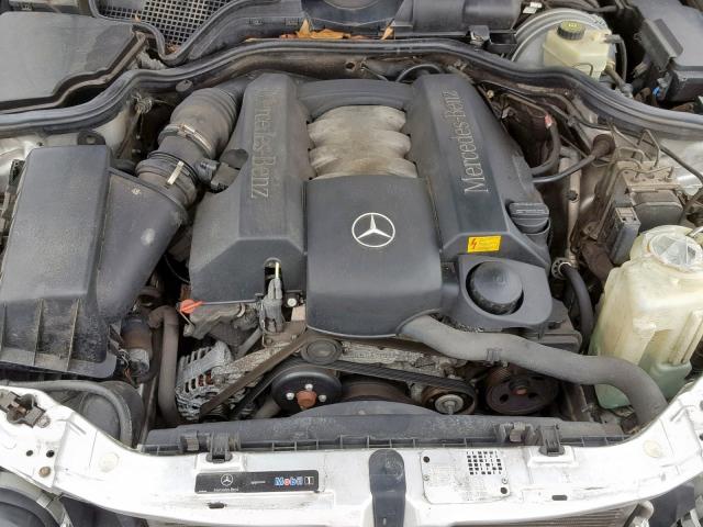 WDBJF65J61B316840 - 2001 MERCEDES-BENZ E 320 SILVER photo 7