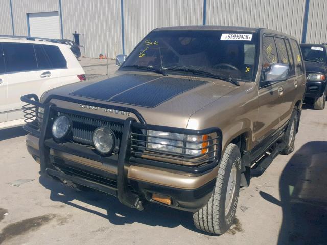 JACDH58W9N7908878 - 1992 ISUZU TROOPER LS GOLD photo 2