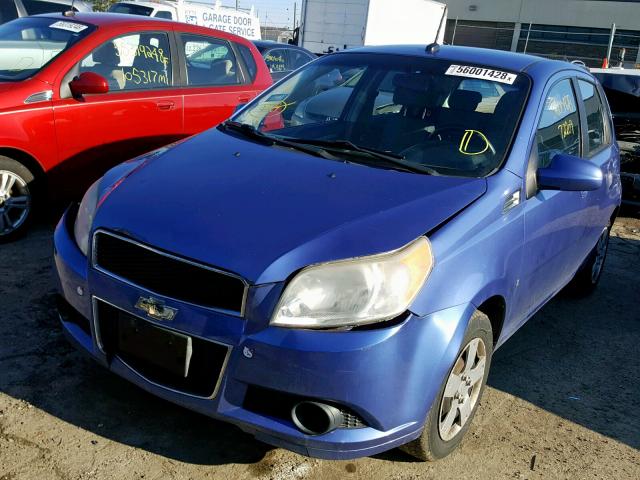 KL1TD66EX9B323620 - 2009 CHEVROLET AVEO LS BLUE photo 2