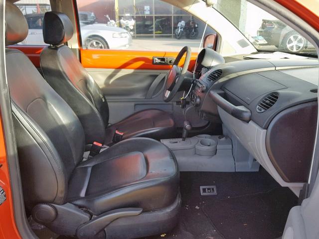 3VWBK31C95M415817 - 2005 VOLKSWAGEN NEW BEETLE Narıncı foto 5