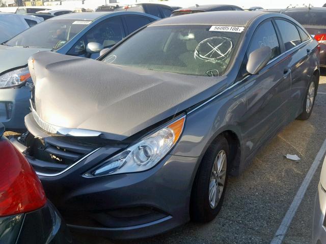 5NPEB4AC6EH940751 - 2014 HYUNDAI SONATA GLS GRAY photo 2