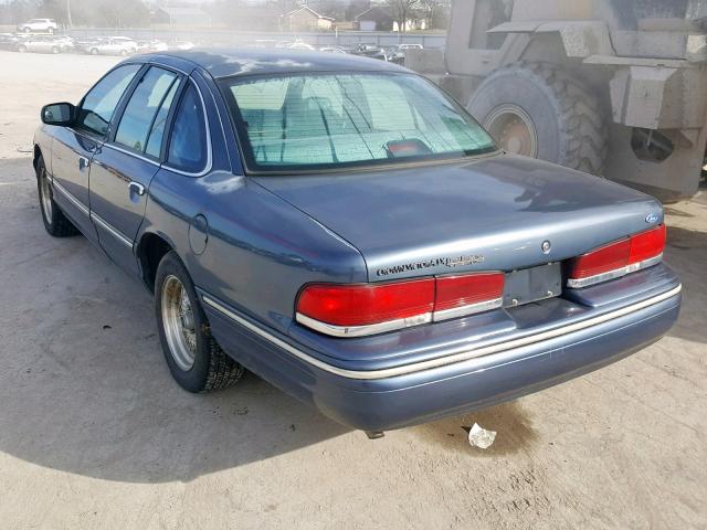 2FALP74WXTX206888 - 1996 FORD CROWN VICT BLUE photo 3