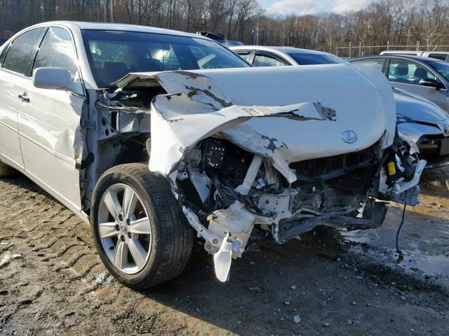 JTHBA30G655129924 - 2005 LEXUS ES 330 WHITE photo 9