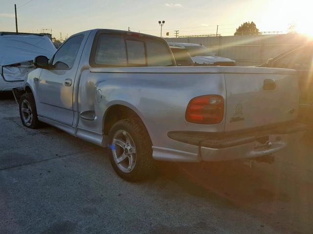 2FTZF0737YCA63459 - 2000 FORD F150 SVT L SILVER photo 3