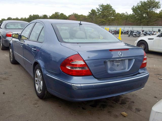 WDBUF65J13A153634 - 2003 MERCEDES-BENZ E 320 BLUE photo 3