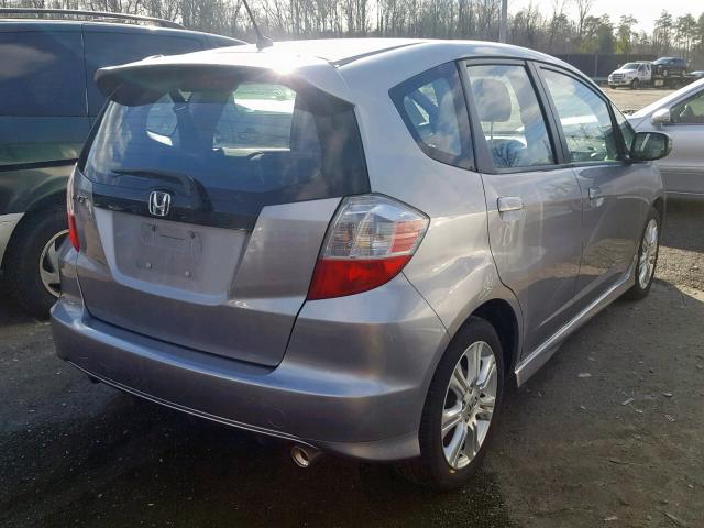 JHMGE884X9S068506 - 2009 HONDA FIT SPORT SILVER photo 4