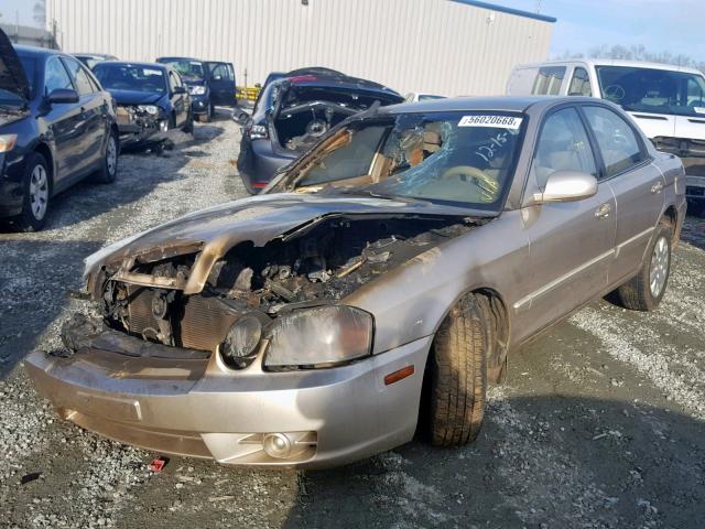 KNAGD126545363037 - 2004 KIA OPTIMA LX GOLD photo 2