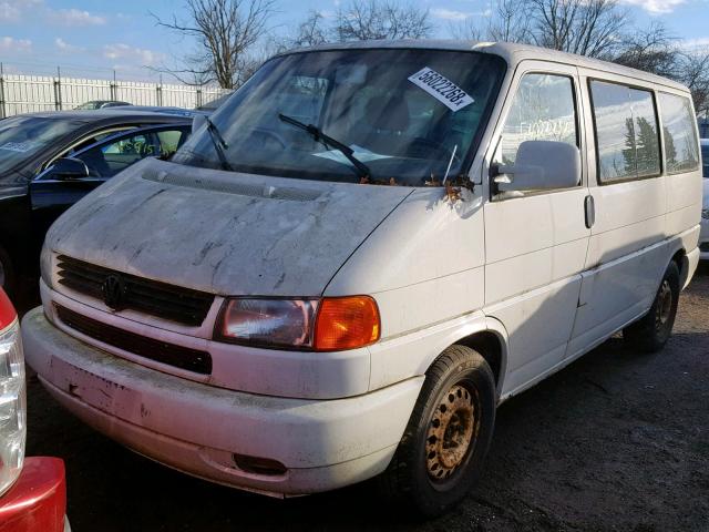 WV2MB47021H147756 - 2001 VOLKSWAGEN EUROVAN MV WHITE photo 2