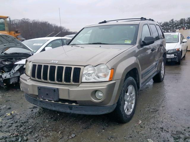 1J4GR48K85C670803 - 2005 JEEP GRAND CHER BEIGE photo 2