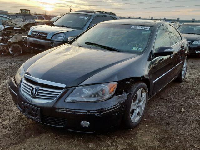 JH4KB16545C013611 - 2005 ACURA RL BLACK photo 2