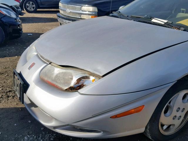 1G8ZY12772Z236525 - 2002 SATURN SC2 SILVER photo 9