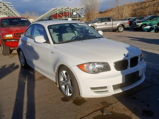 WBAUP7C56BVF07908 - 2011 BMW 128 I WHITE photo 1