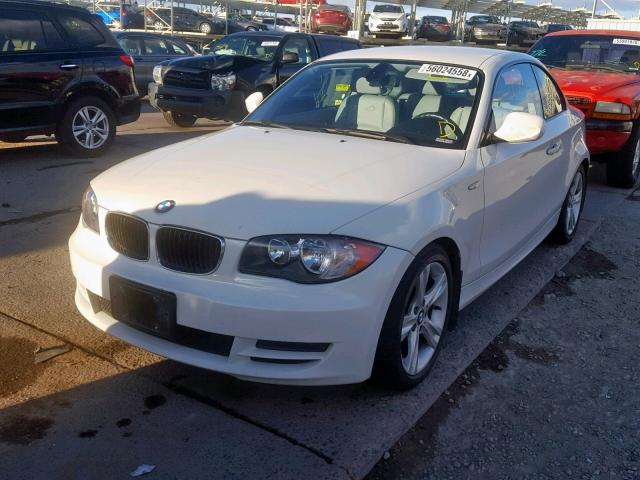 WBAUP7C56BVF07908 - 2011 BMW 128 I WHITE photo 2