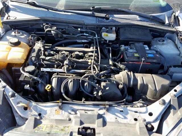 1FAFP34N87W288649 - 2007 FORD FOCUS ZX4 SILVER photo 7