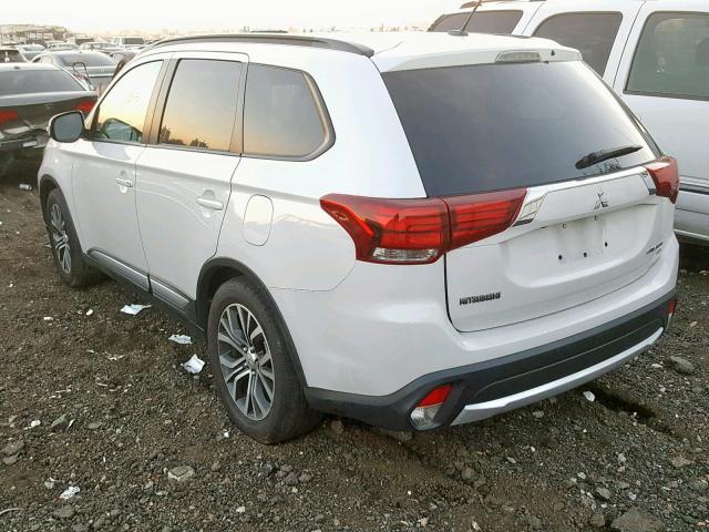 JA4AD3A38GZ022282 - 2016 MITSUBISHI OUTLANDER WHITE photo 3