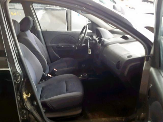 KL1TD66686B577783 - 2006 CHEVROLET AVEO BASE Qara foto 5