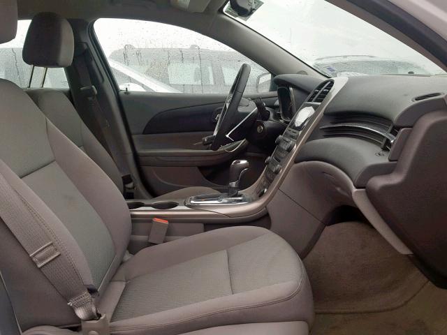 1G11B5SA4DF212526 - 2013 CHEVROLET MALIBU LS WHITE photo 5