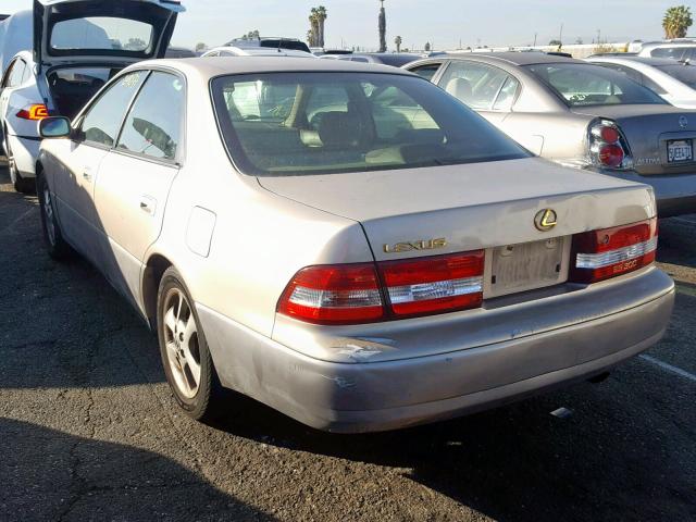 JT8BF28G910316629 - 2001 LEXUS ES 300 GOLD photo 3